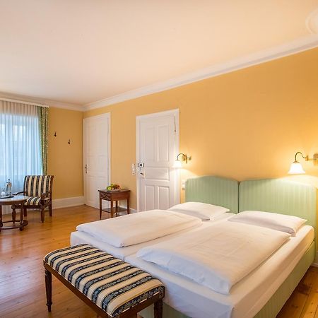 Schlosshotel Neckarbischofsheim 外观 照片