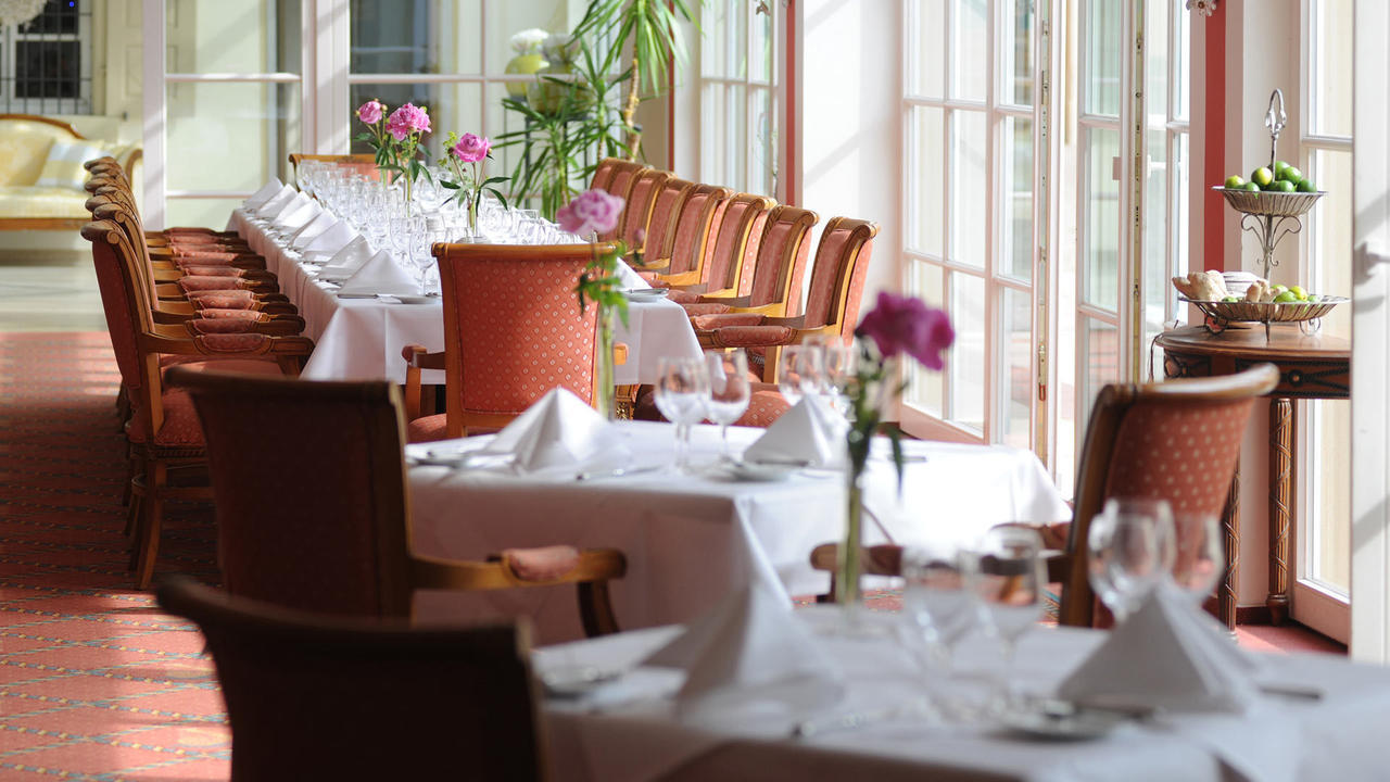 Schlosshotel Neckarbischofsheim 外观 照片