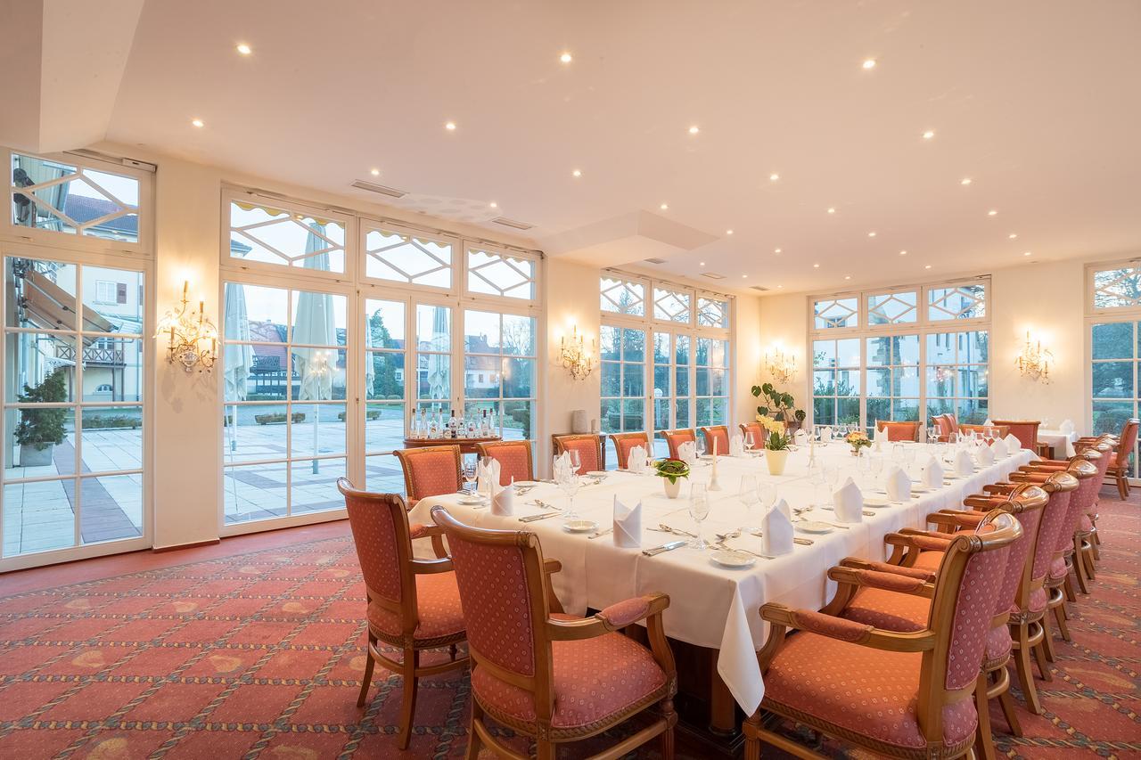 Schlosshotel Neckarbischofsheim 外观 照片