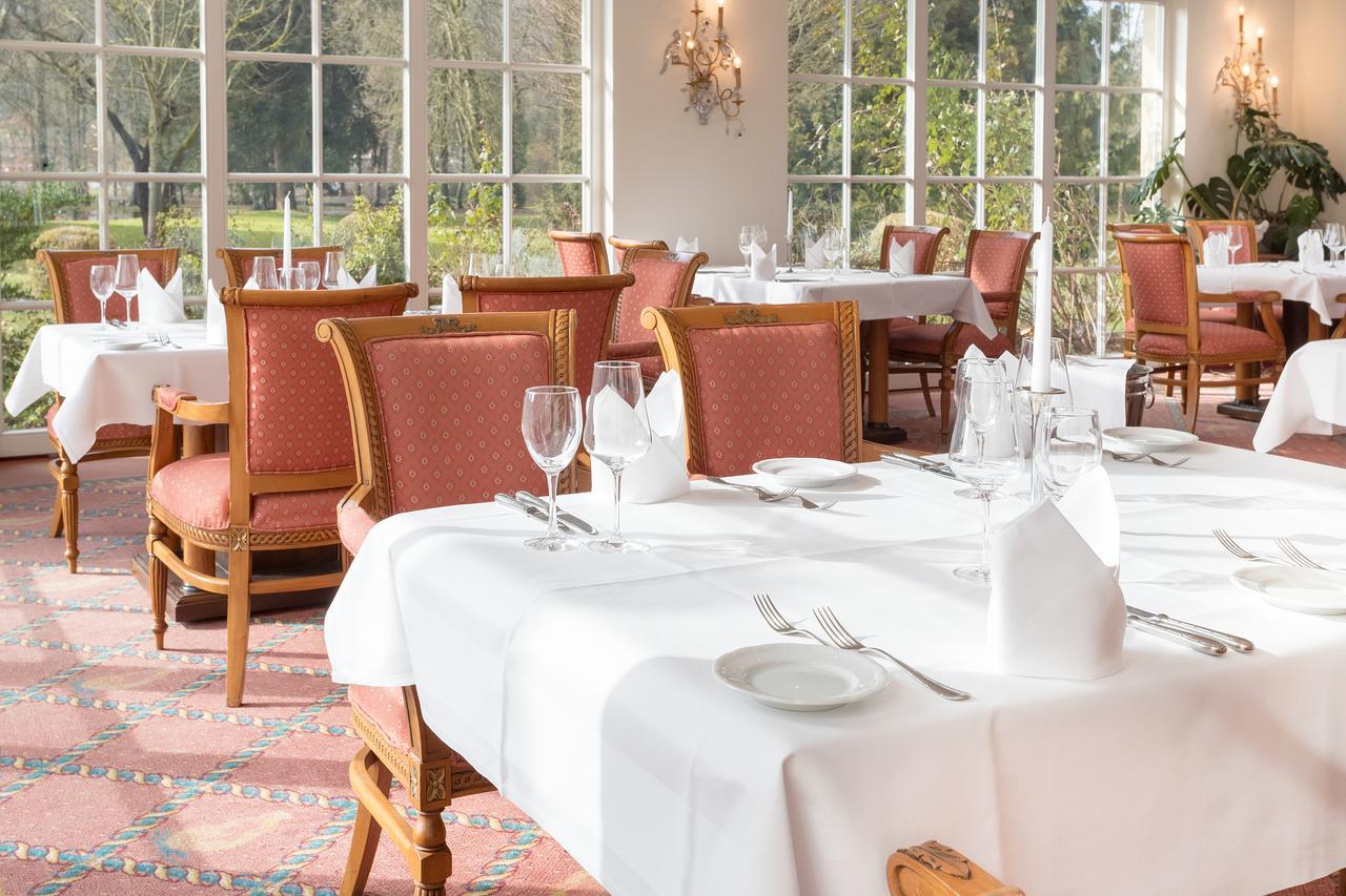 Schlosshotel Neckarbischofsheim 外观 照片