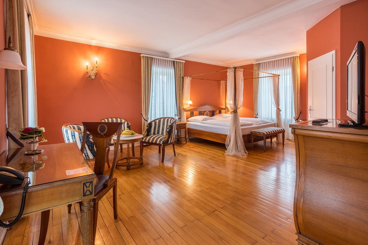 Schlosshotel Neckarbischofsheim 外观 照片