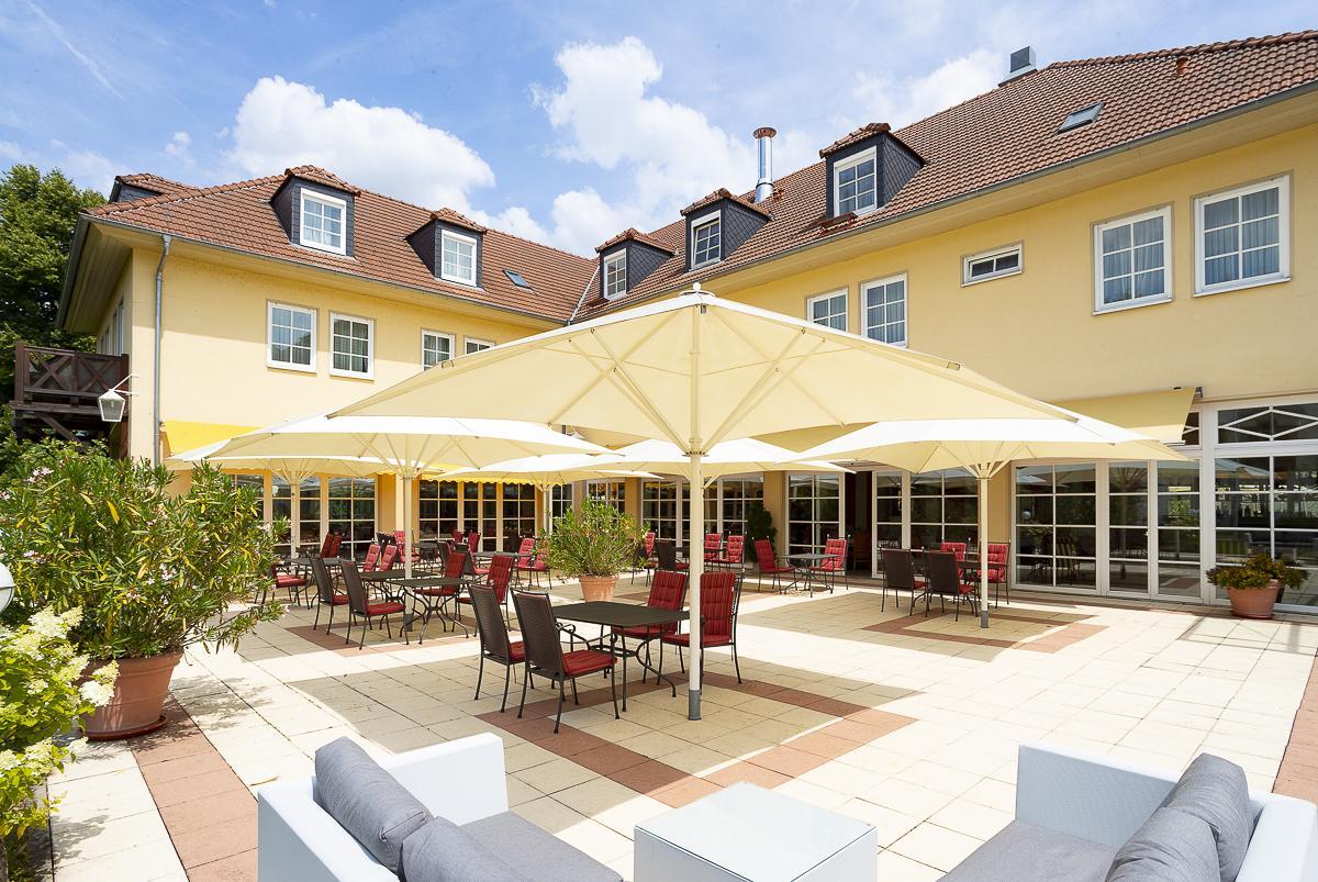 Schlosshotel Neckarbischofsheim 外观 照片